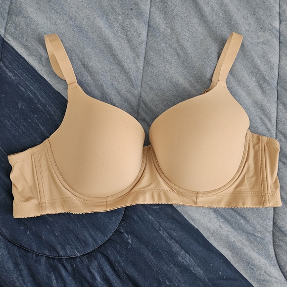 Tan Quilted Fabric with Care Label - Picture 3 of 3